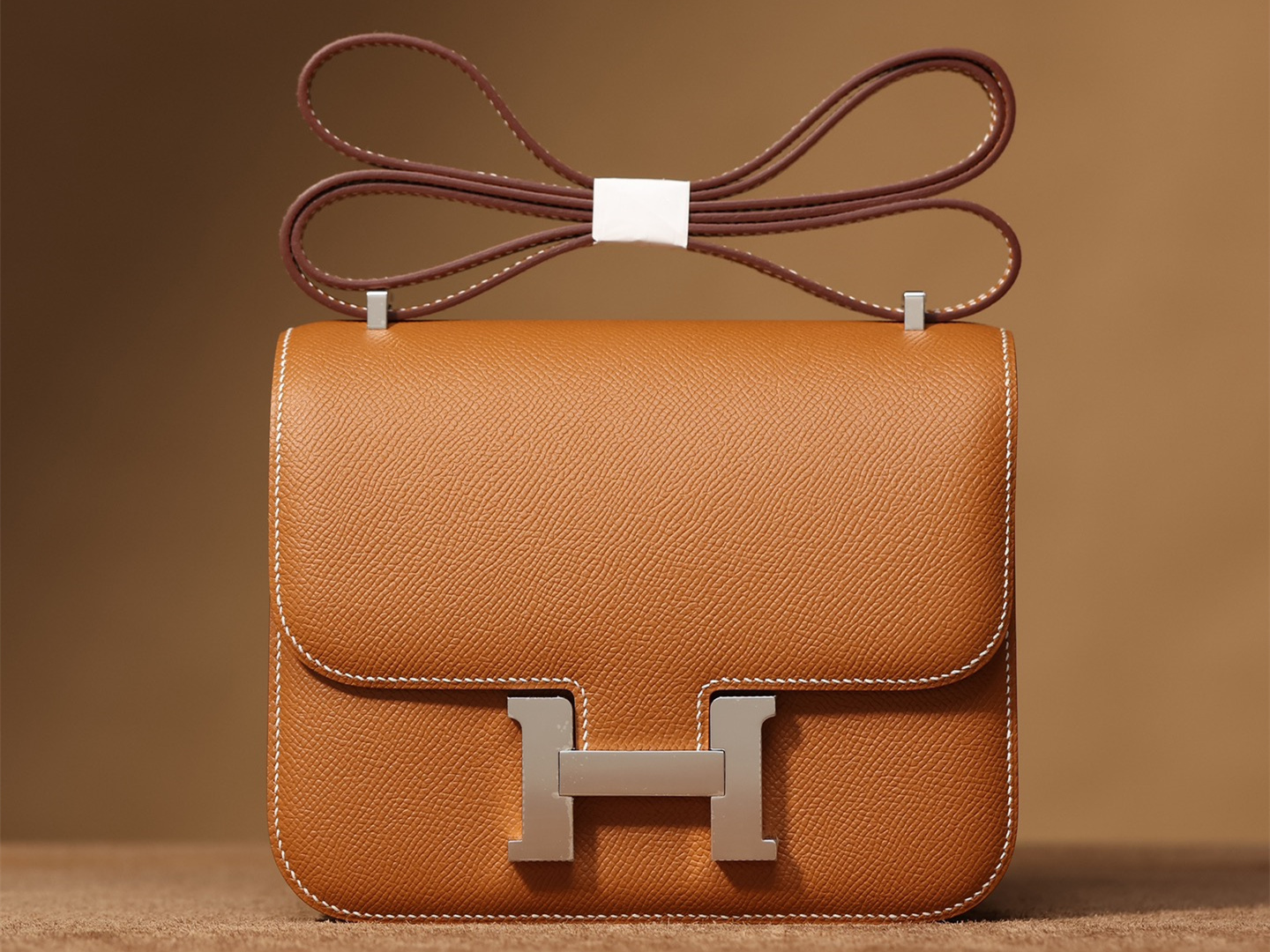 Hermes Constance 19