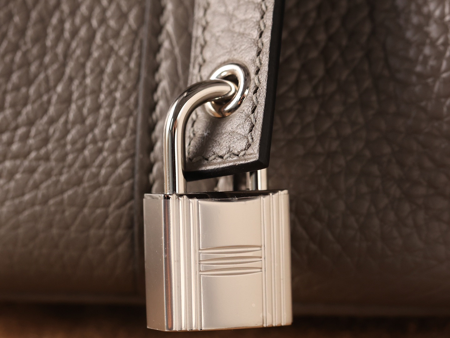 Hermes PicotinLock 18