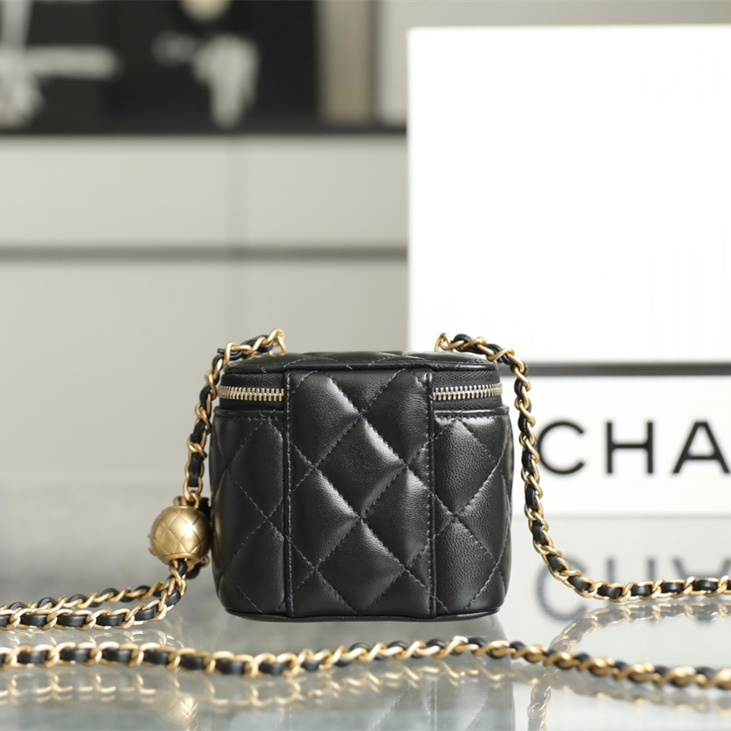 Chanel Cosmetic Bag 23B Fall/Winter Edition