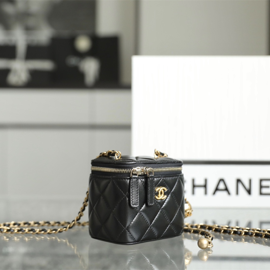 Chanel Cosmetic Bag 23B Fall/Winter Edition