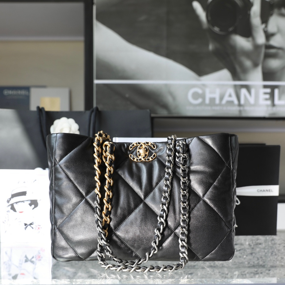 Chanel Shopping Bag Large Lambskin