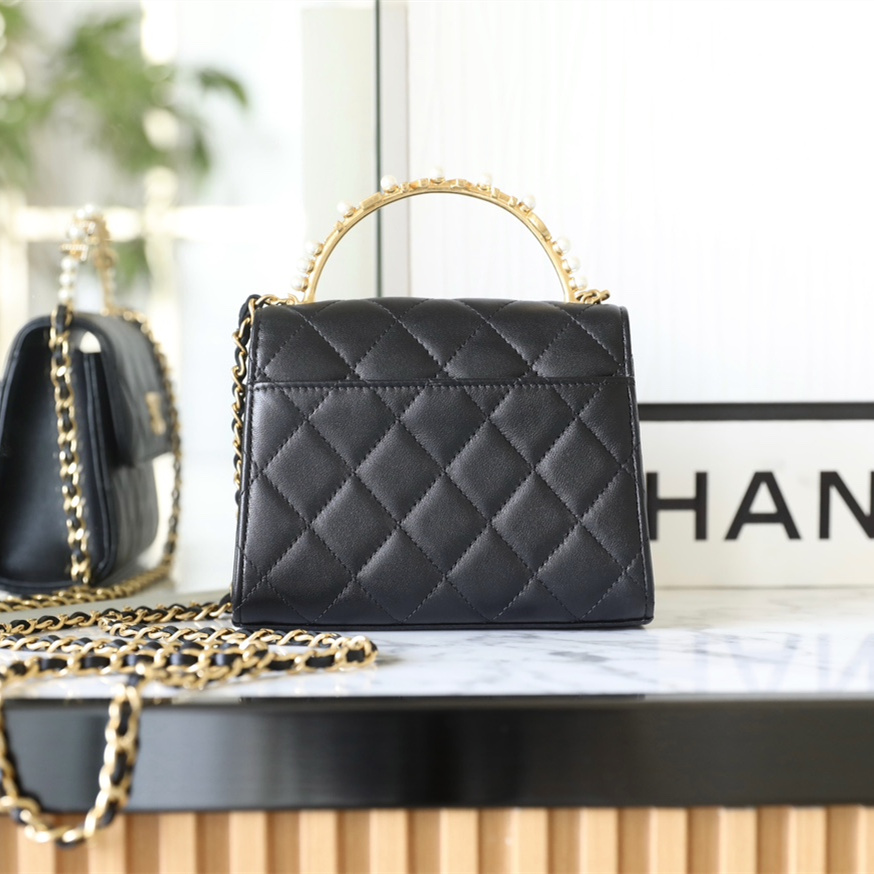 Chanel 23B replica chain clutch pearl handle black gold