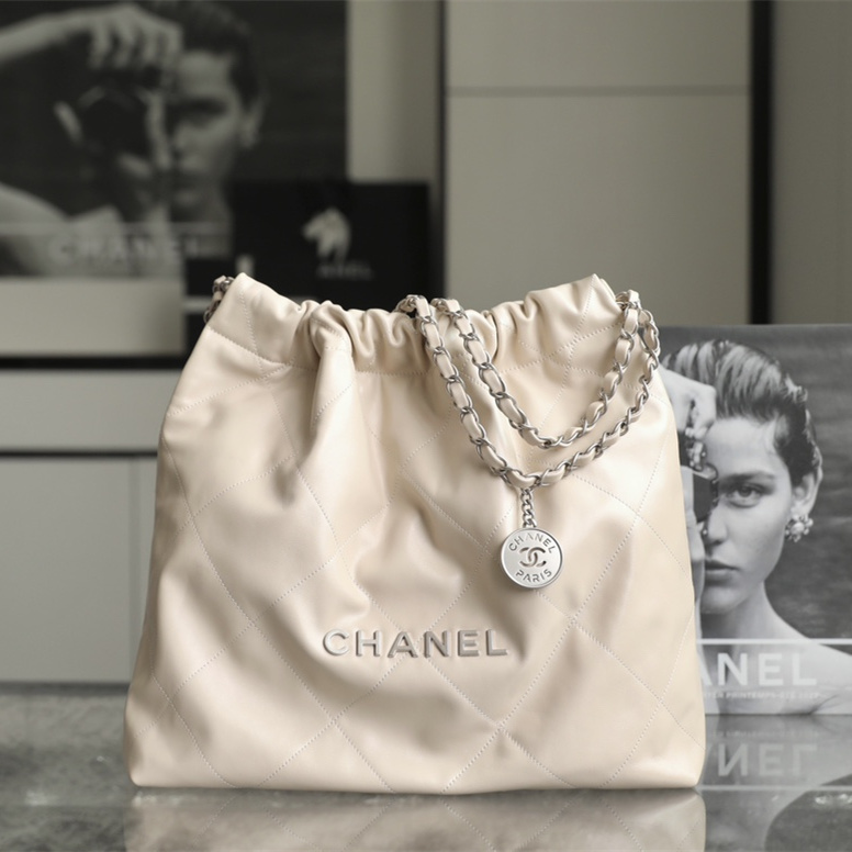 Chanel 22B Hobo Bag Vanilla Medium Shopping Bag