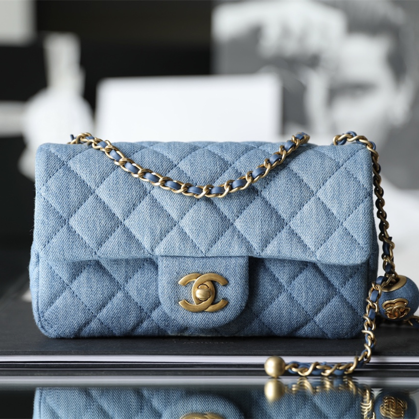 Chanel 22C series washed denim flap bag