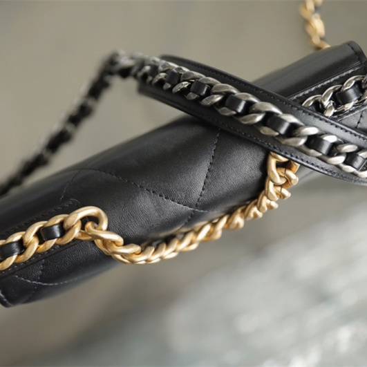 Chanel 23P double color chain black gold hardware