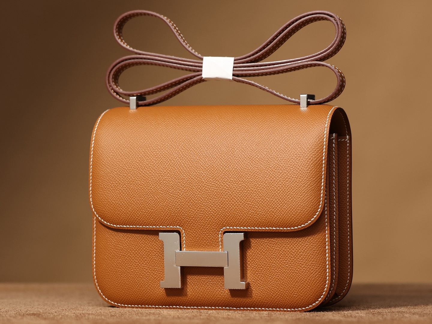 Hermes Constance 19