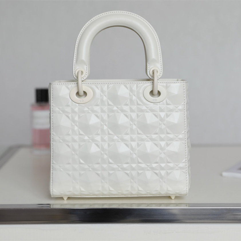 Dior Lady Dior Bag Diamond Cannage Pattern White