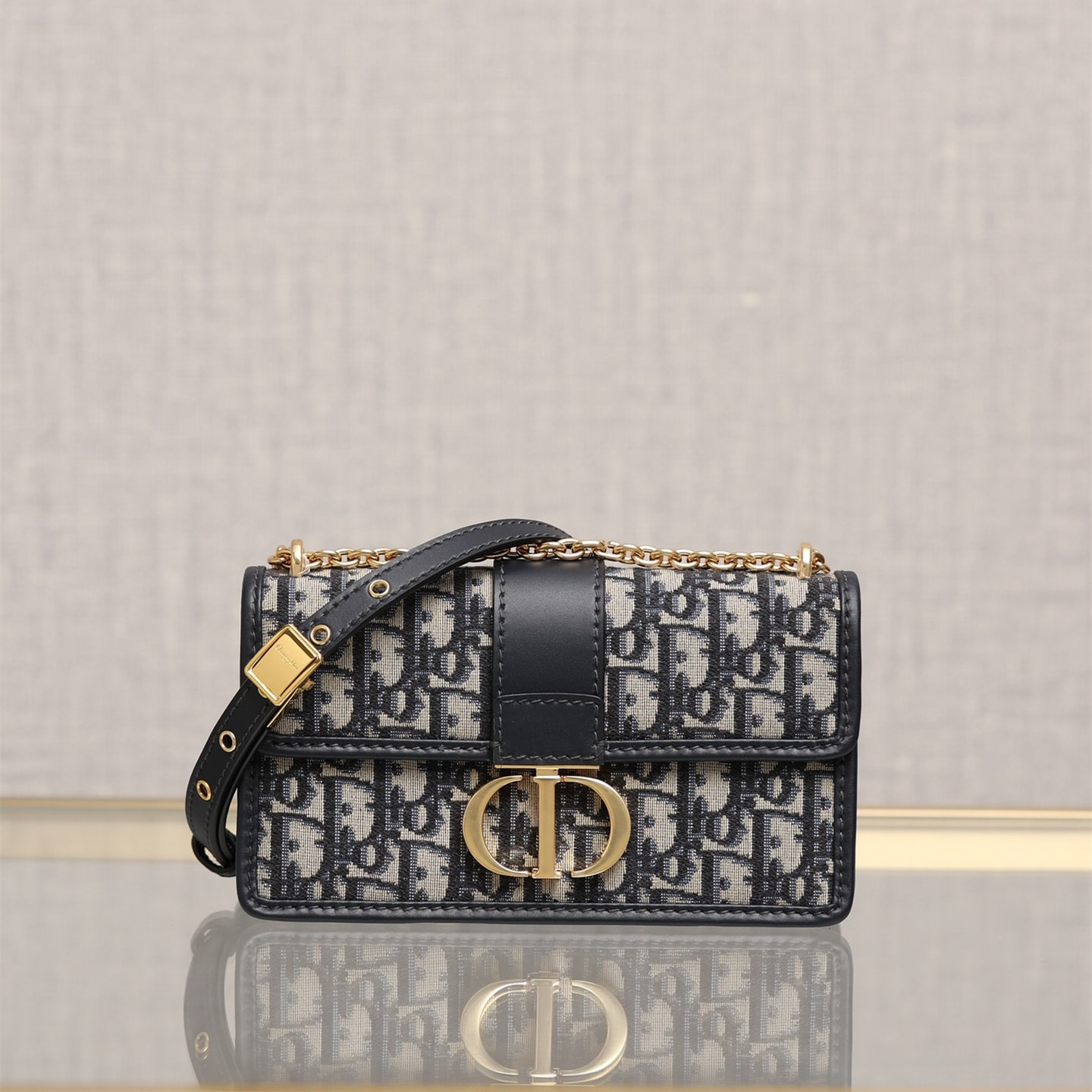 Dior 30 Montaigne Series East West Handbag