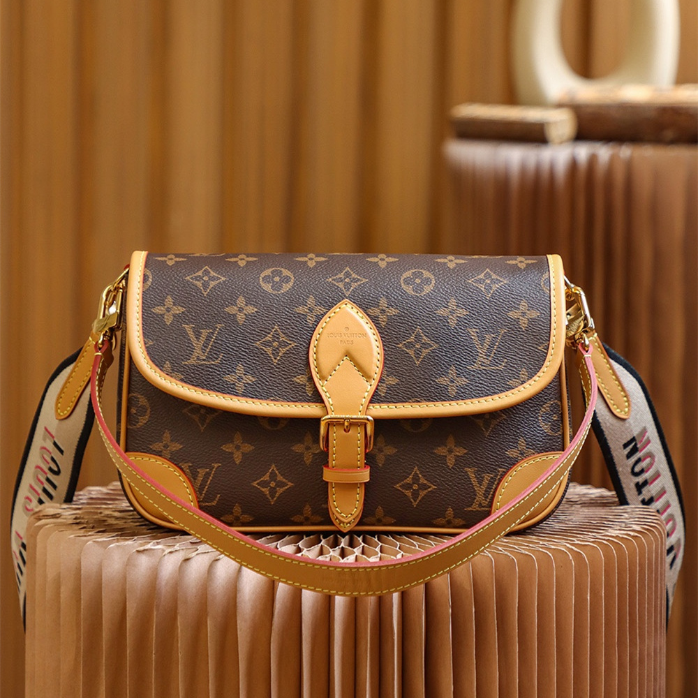 Louis Vuitton Diane M45985