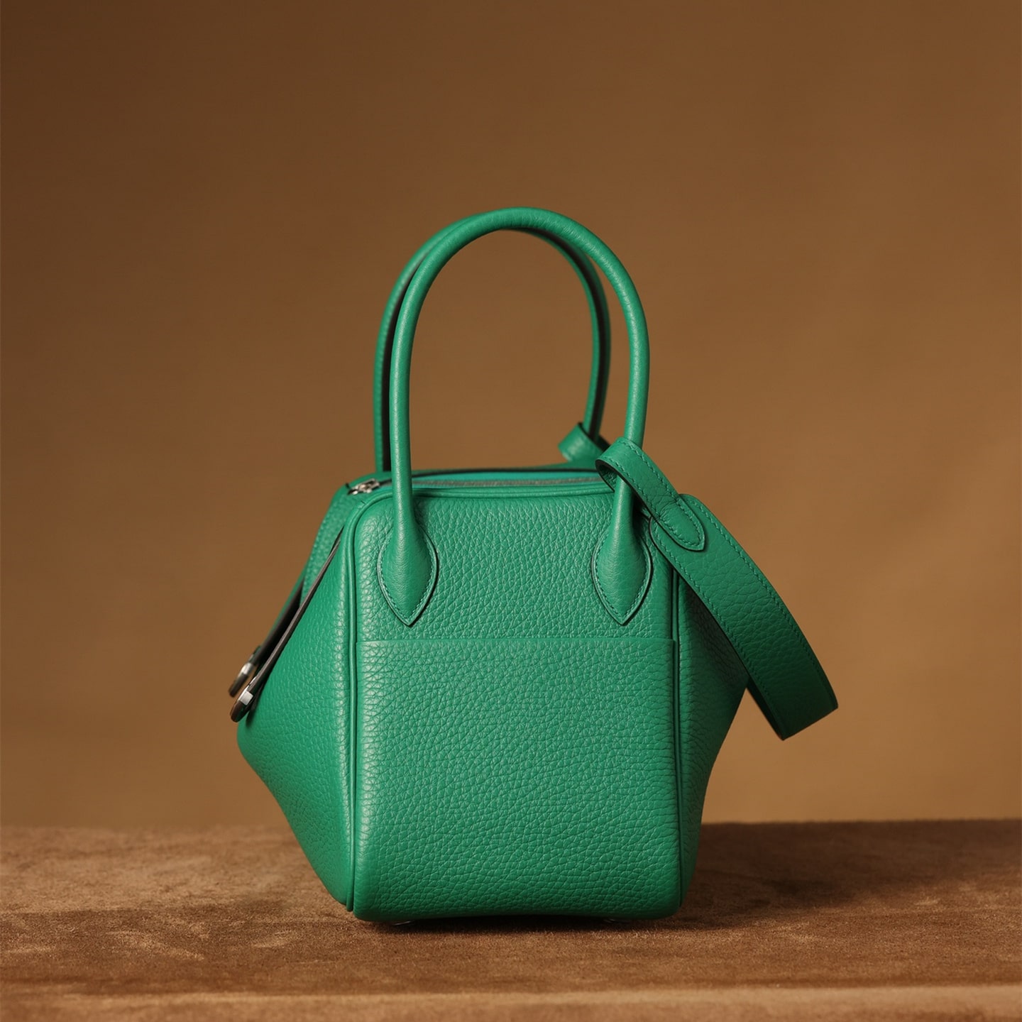 Hermes Lindy 26