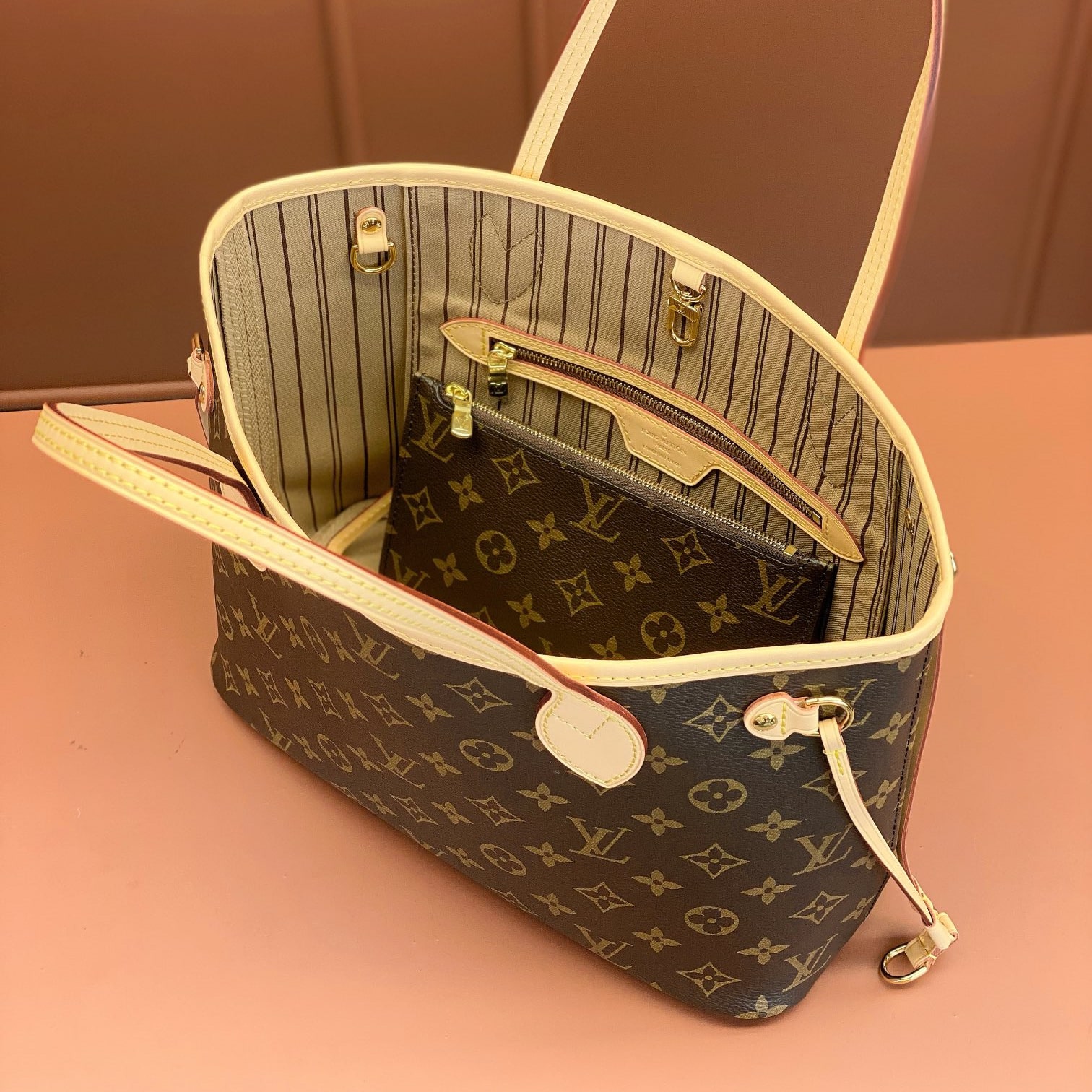 Louis Vuitton Neverfull M41245