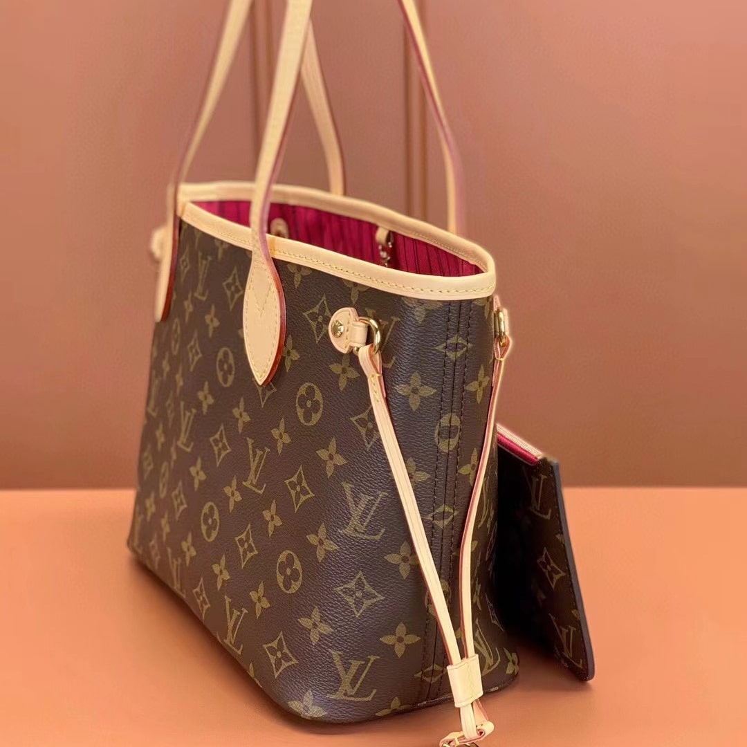 Louis Vuitton Neverfull M46979