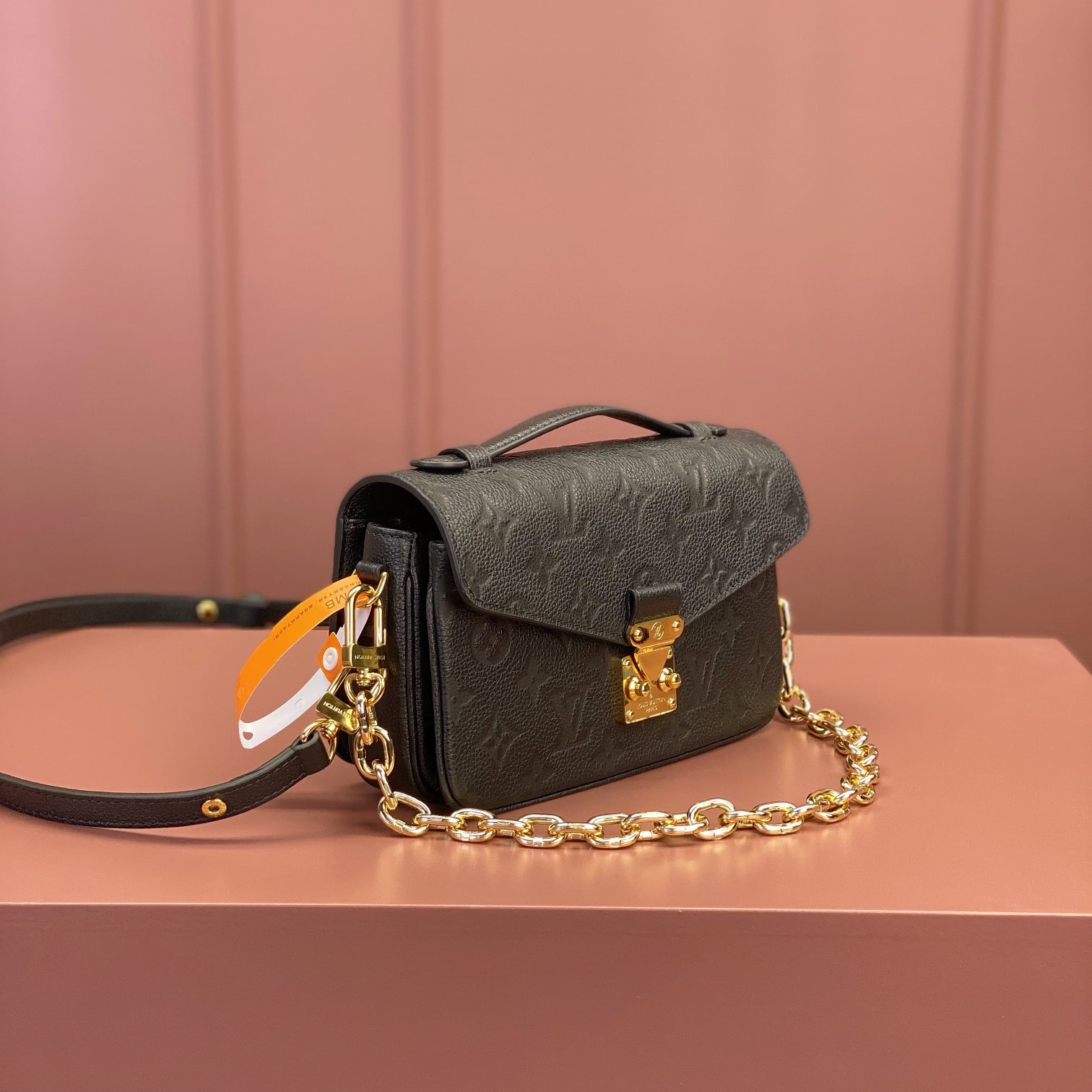 Louis Vuitton PochetteMetisEastWest M46595