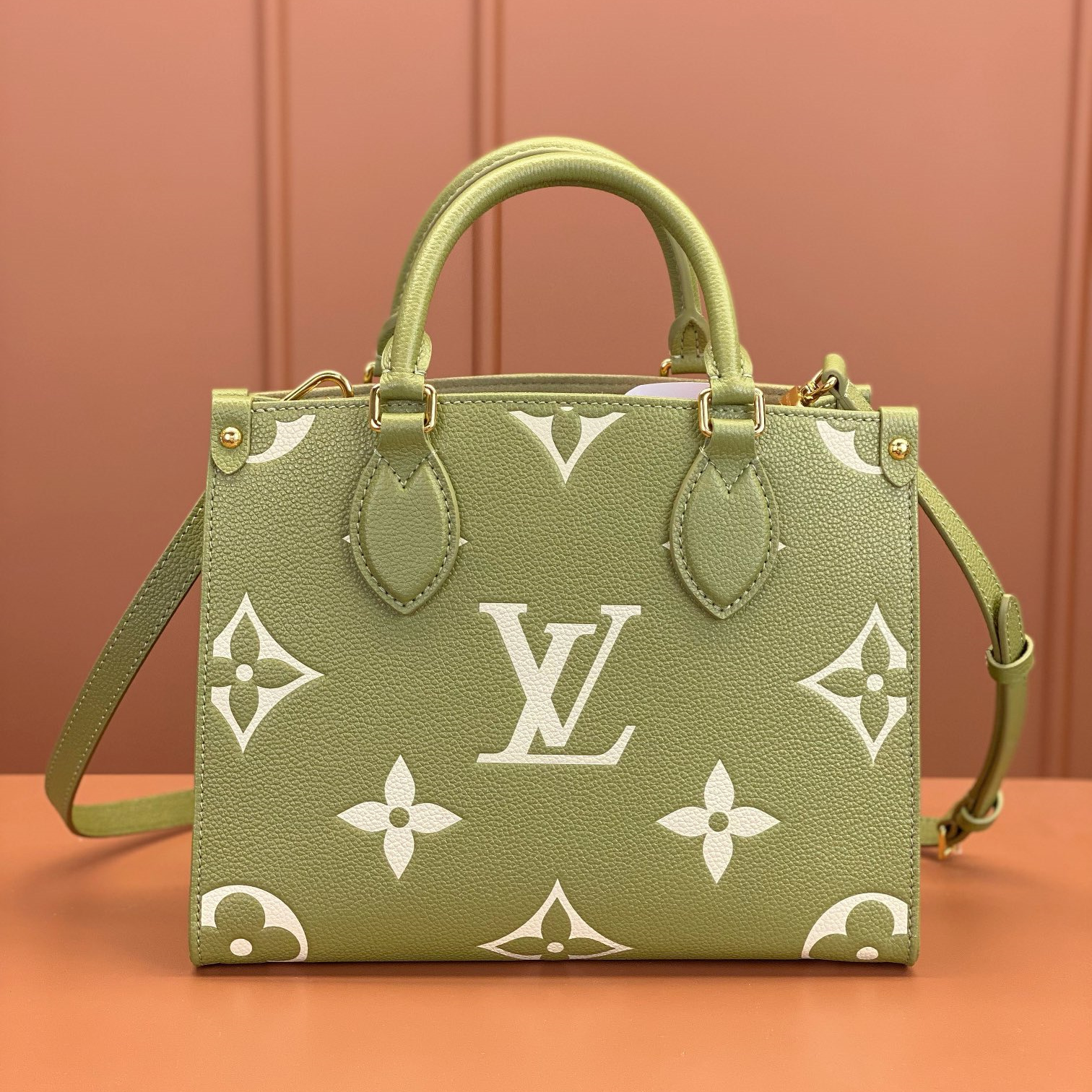 Louis Vuitton Onthego M46647