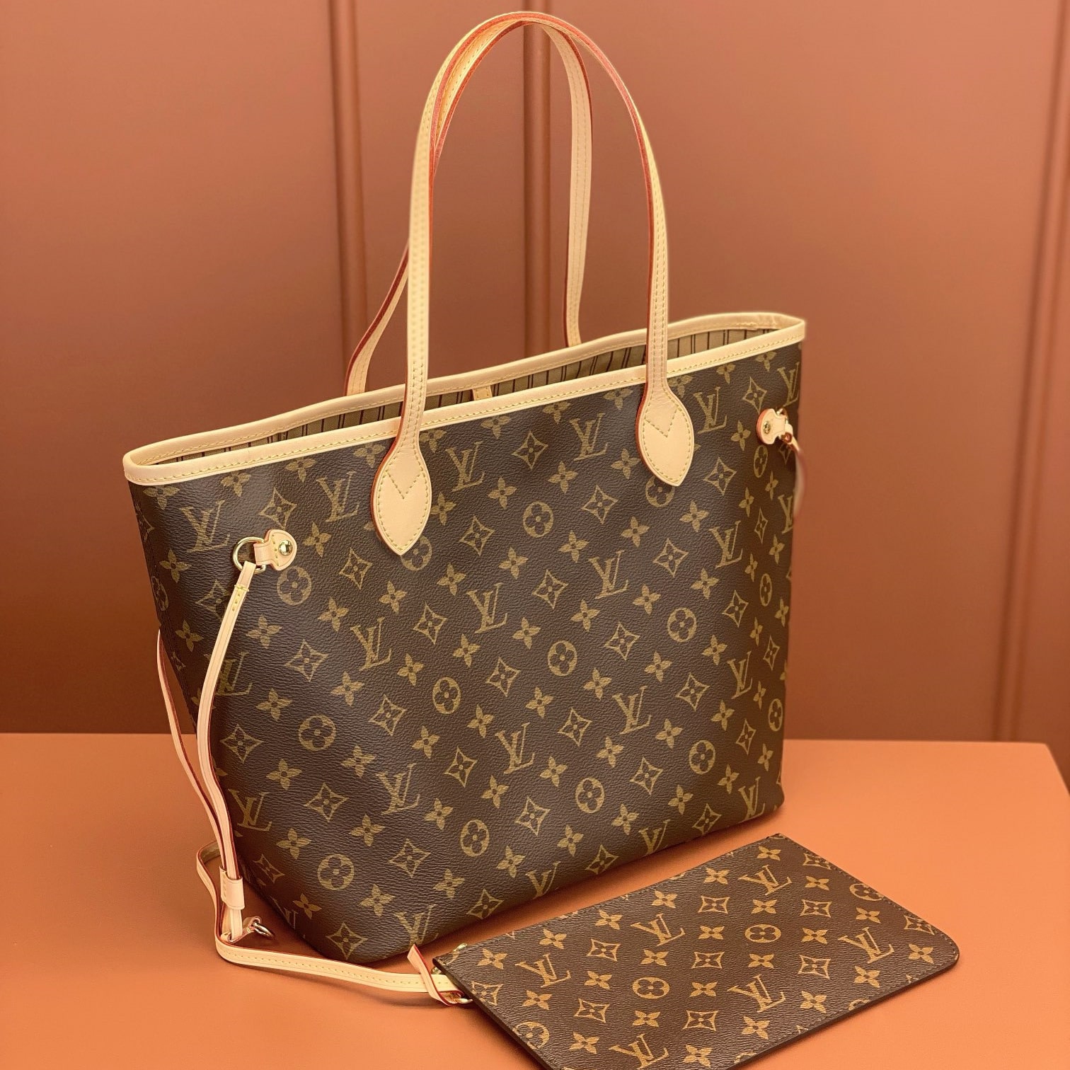 Louis Vuitton Neverfull M40995