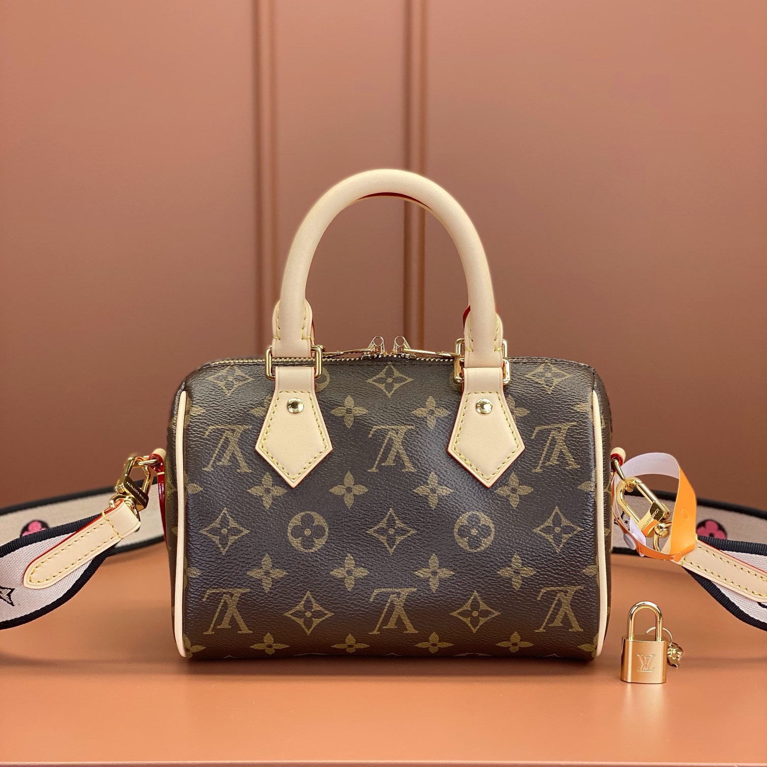 Louis Vuitton SpeedyBandouliere M46234