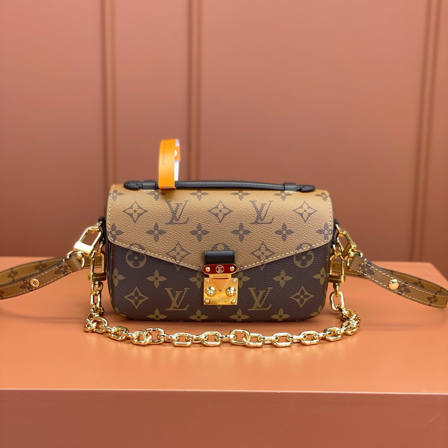 Louis Vuitton PochetteMetisEastWest M46279