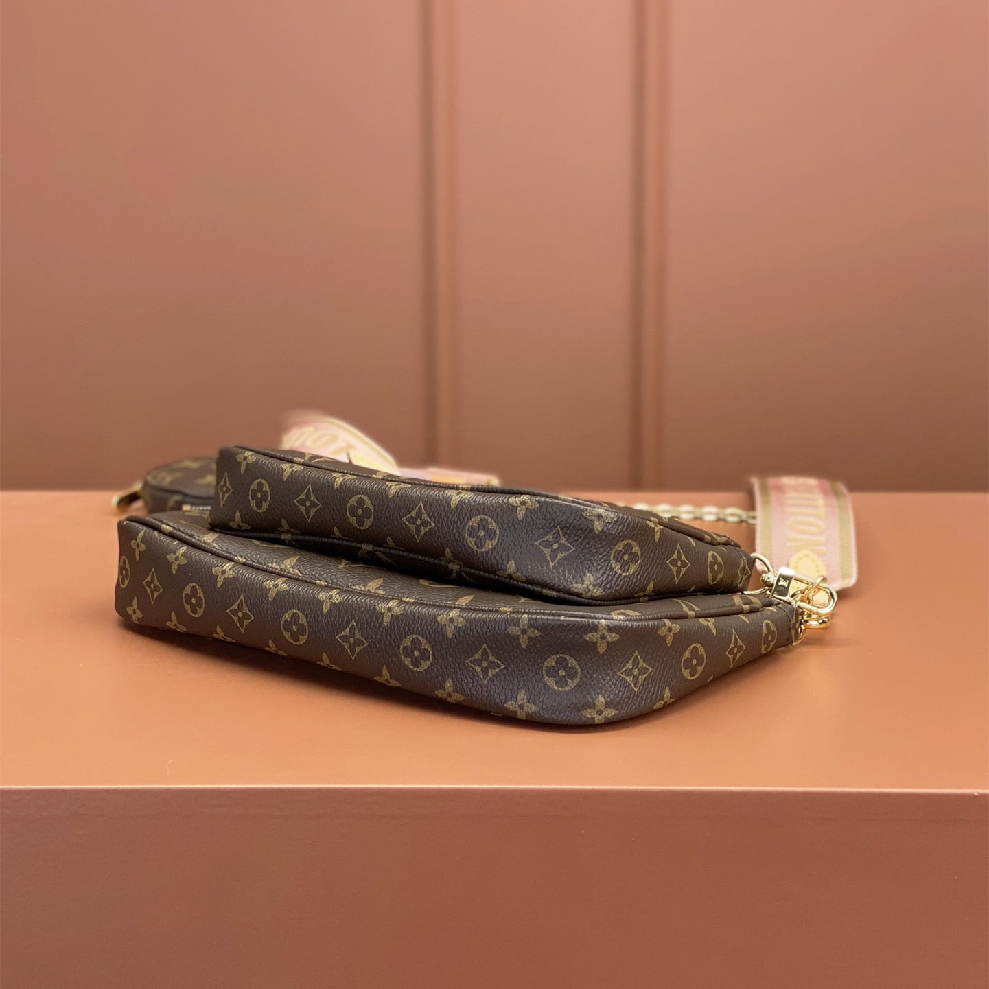 Louis Vuitton MultiPochette M44840