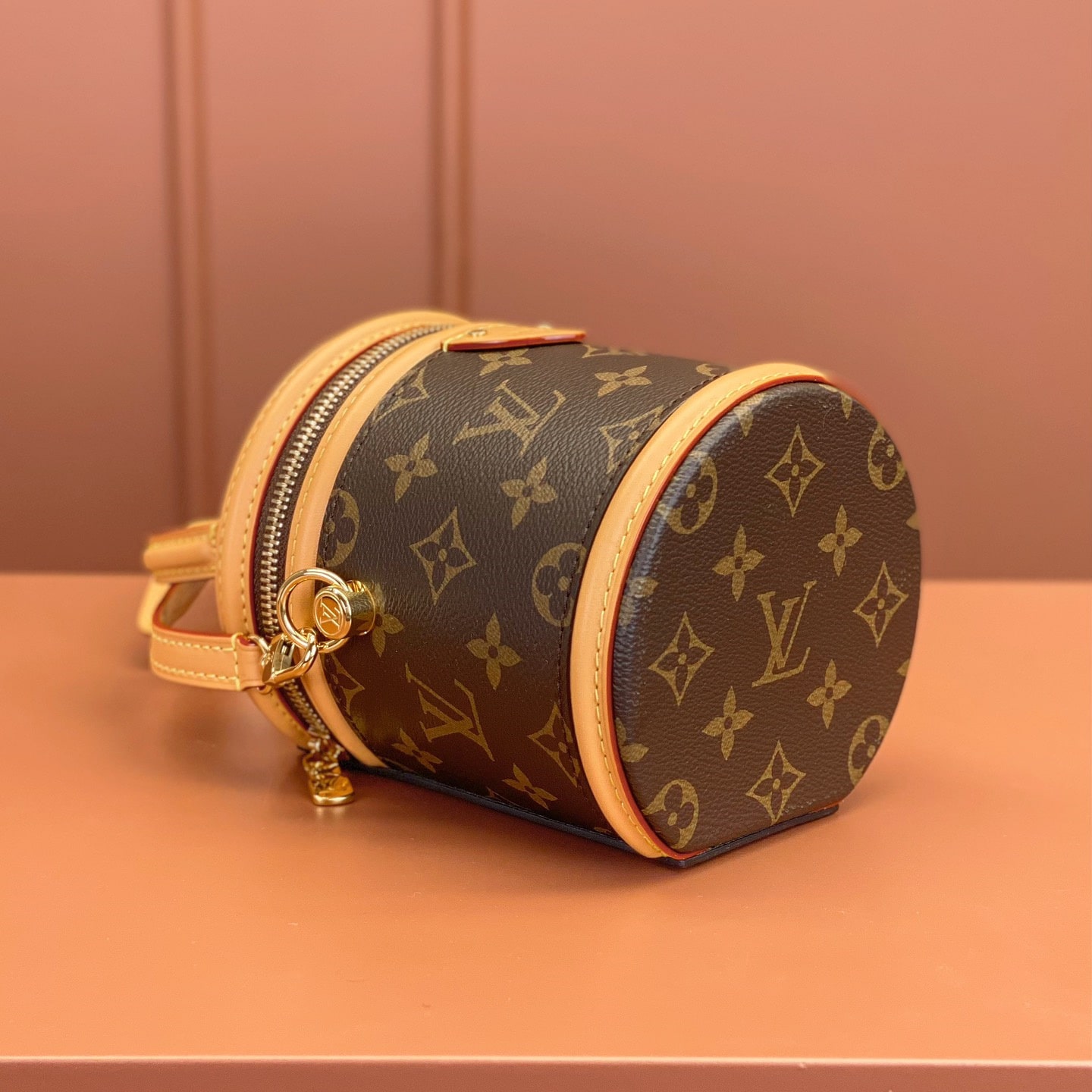 Louis Vuitton NanoCannes M82952