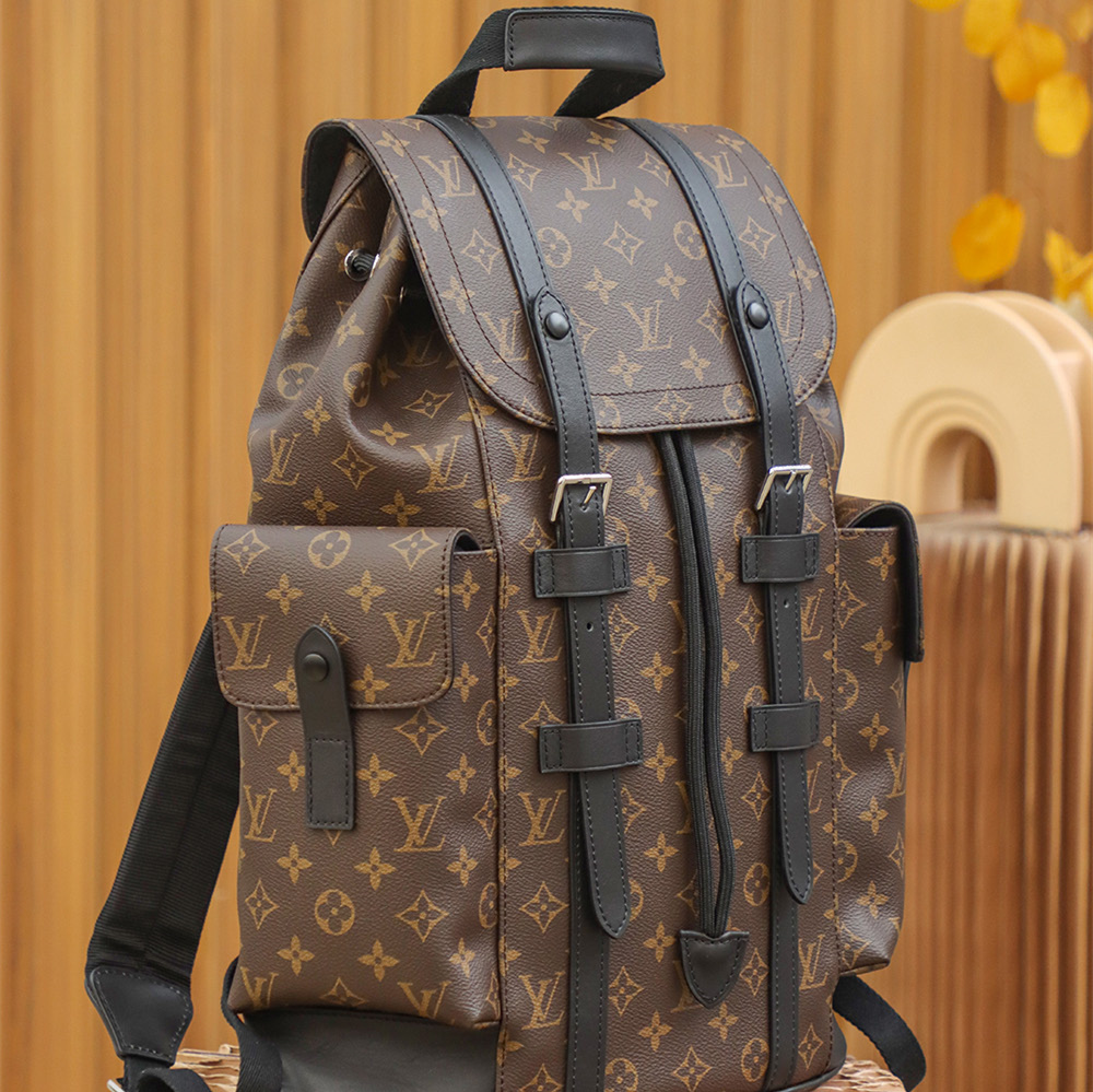 Louis Vuitton Christopher M43735