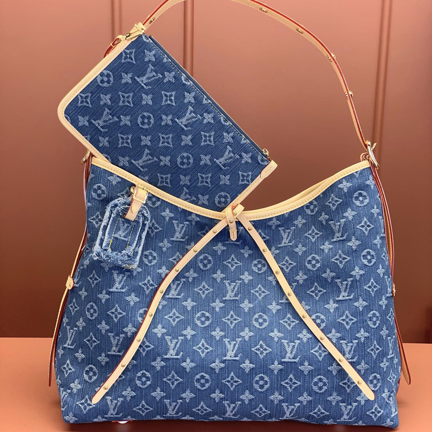 Louis Vuitton Carryall M46855