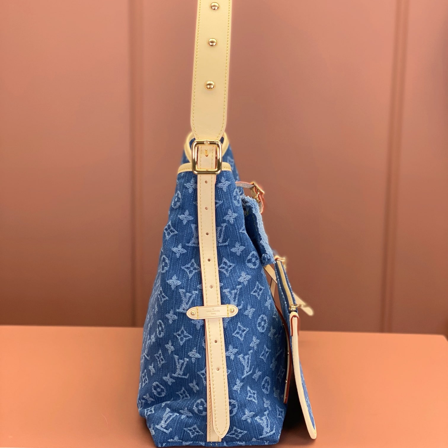 Louis Vuitton Carryall M46855