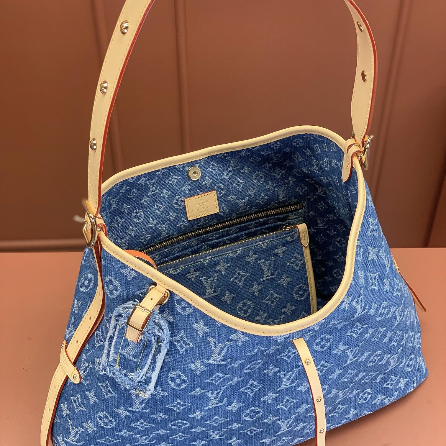 Louis Vuitton Carryall M46855