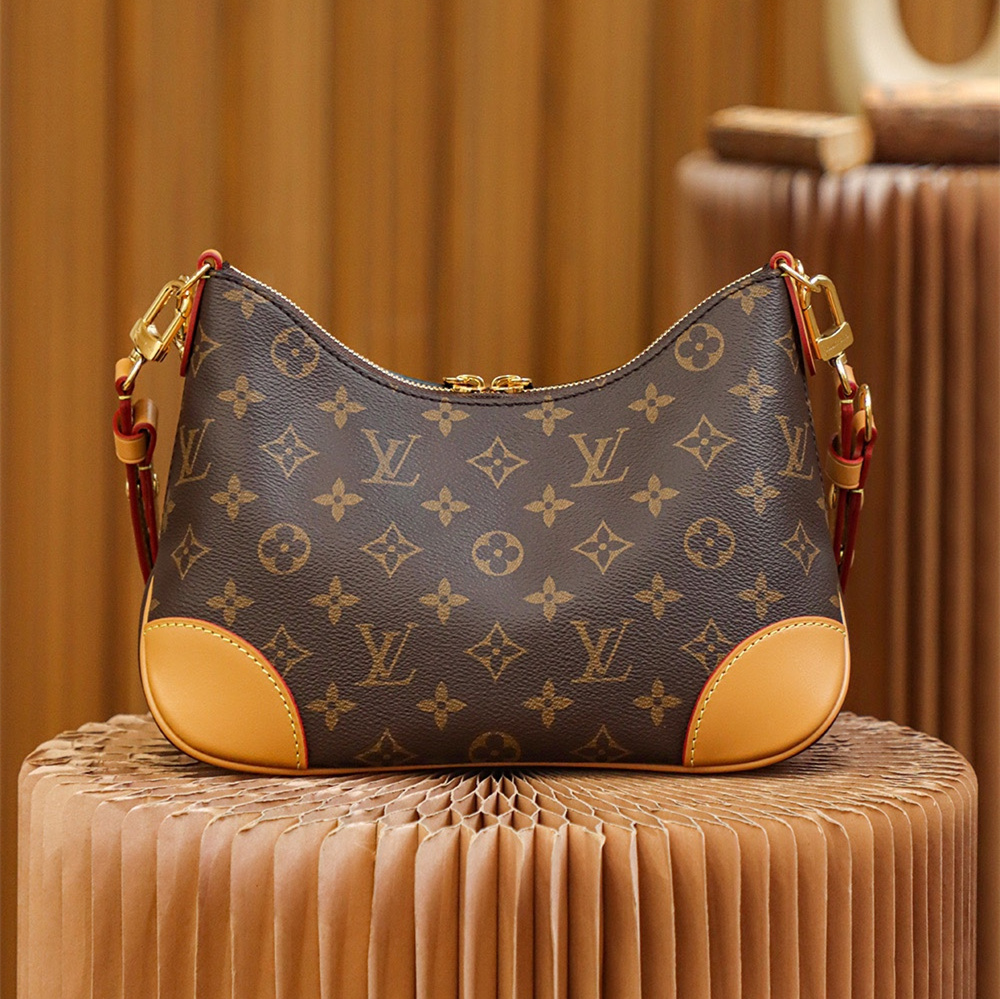 Louis Vuitton Boulogne M45832