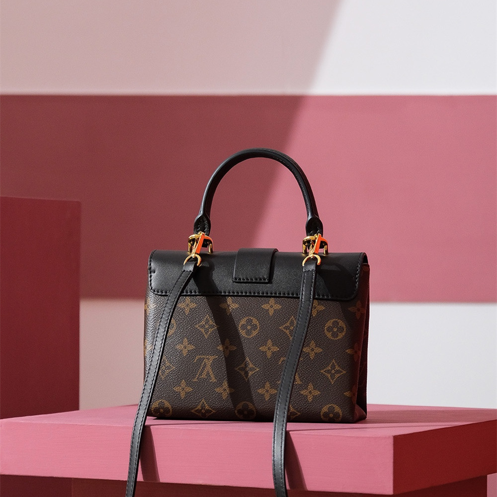 Louis Vuitton Locy BB M44141