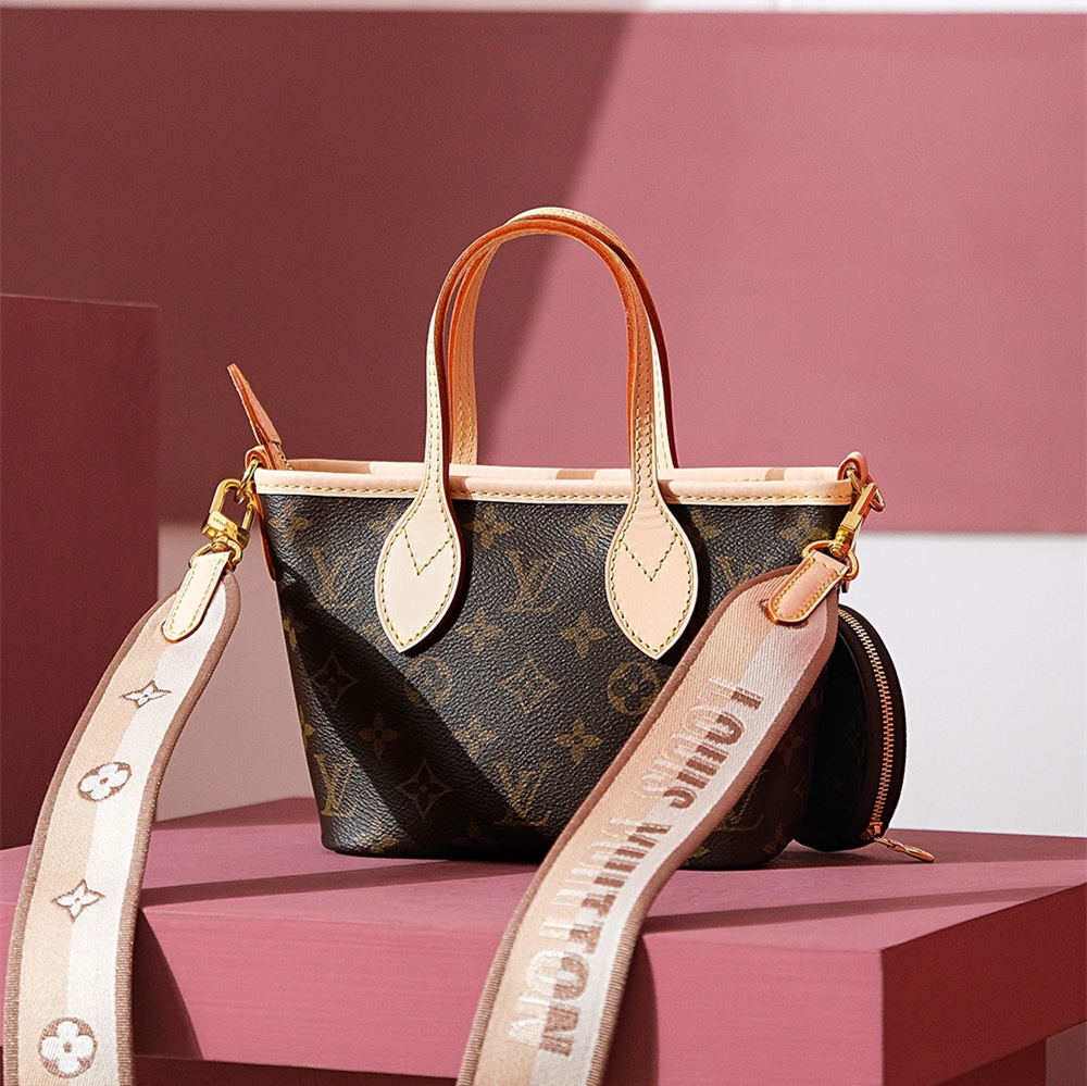 Louis Vuitton Neverfull BB M46705