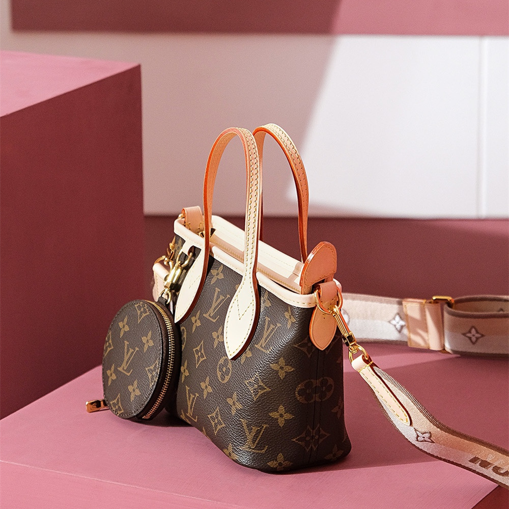 Louis Vuitton Neverfull BB M46705