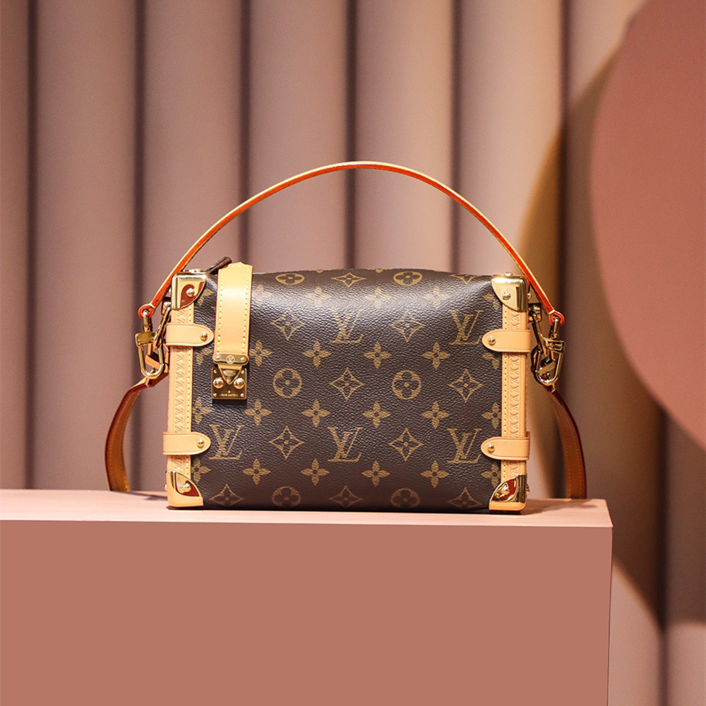 Louis Vuitton Side Trunk M46358