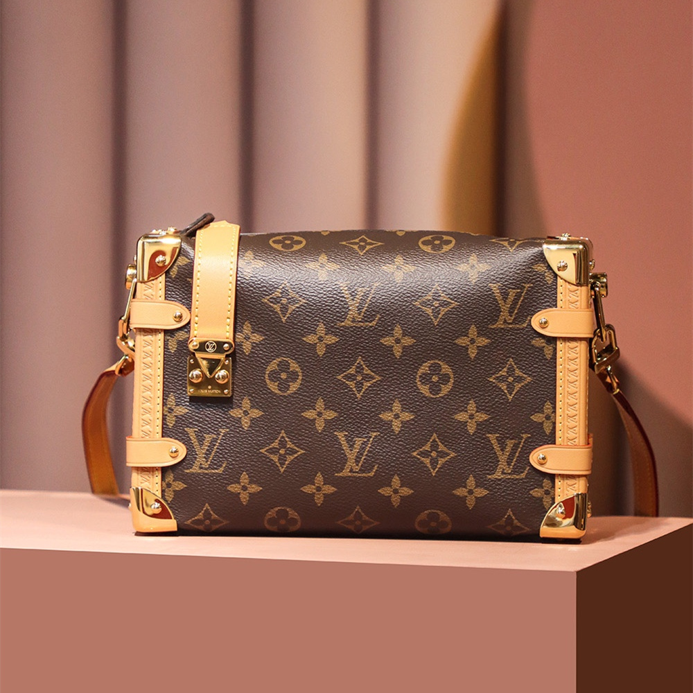 Louis Vuitton Side Trunk M46358