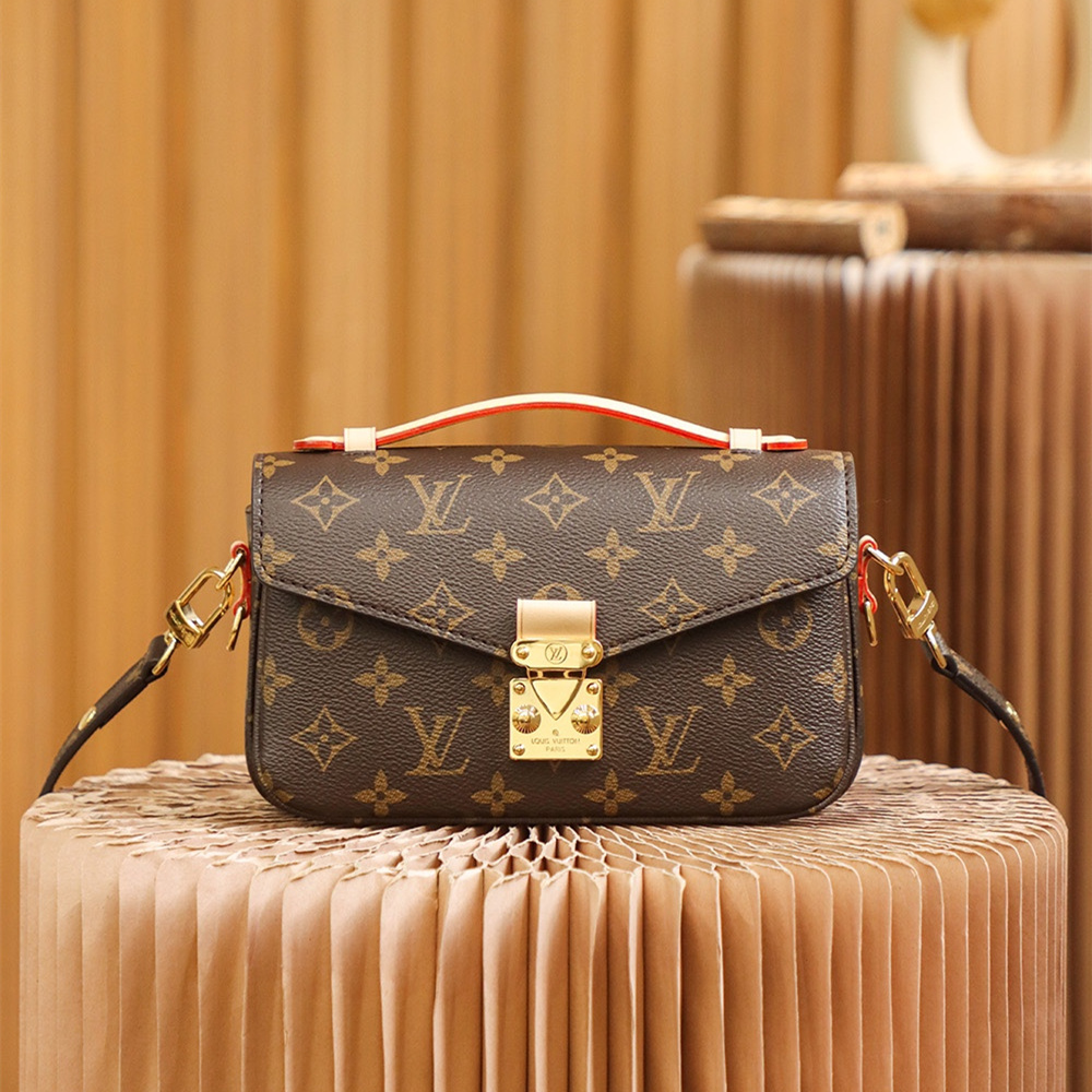 Louis Vuitton Pochette Metis East West M46279