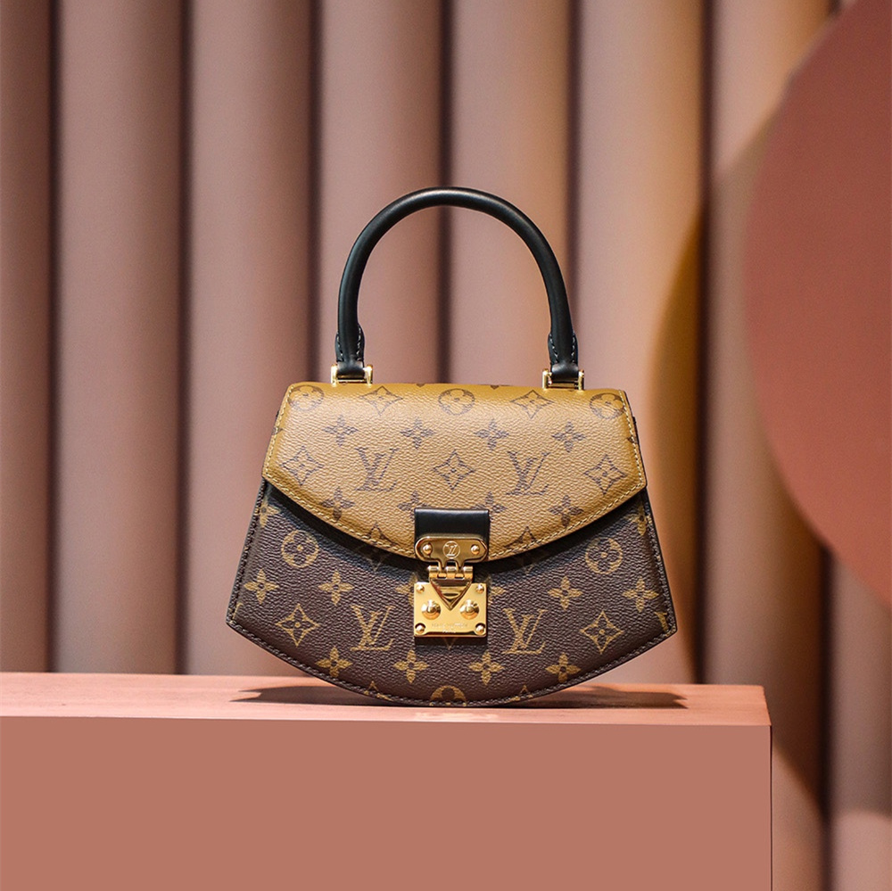 Louis Vuitton Tilsitt M46548