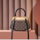 Louis Vuitton Tilsitt M46548