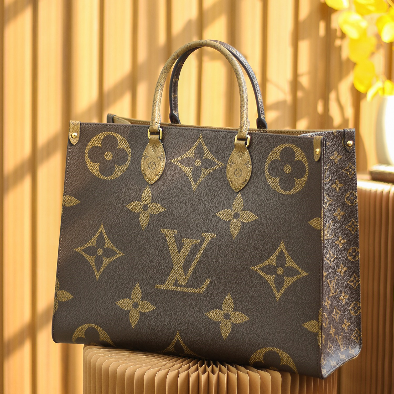 Louis Vuitton Onthego Tote M45320