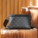 Louis Vuitton Caston Wearable Wallet M81124