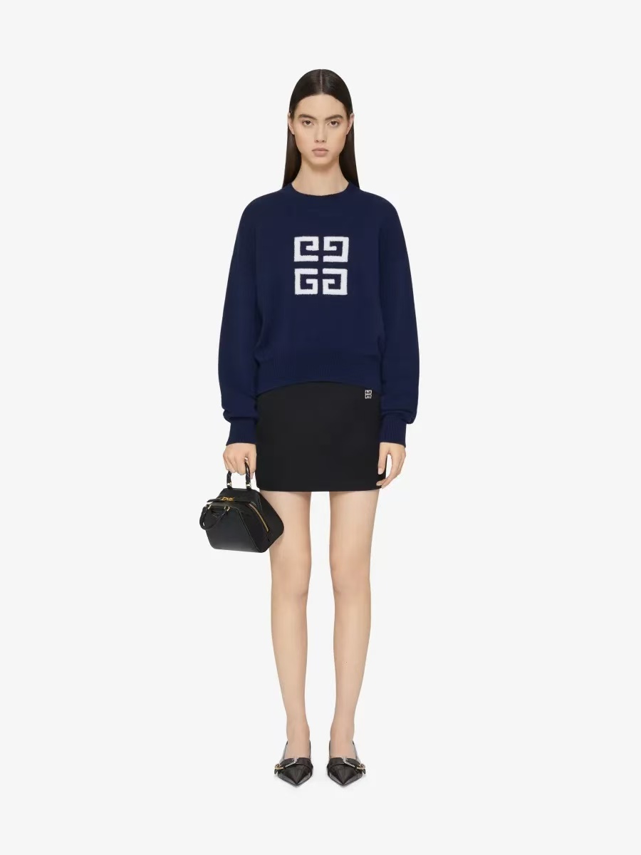 Givenchy's new 4G logo sweater