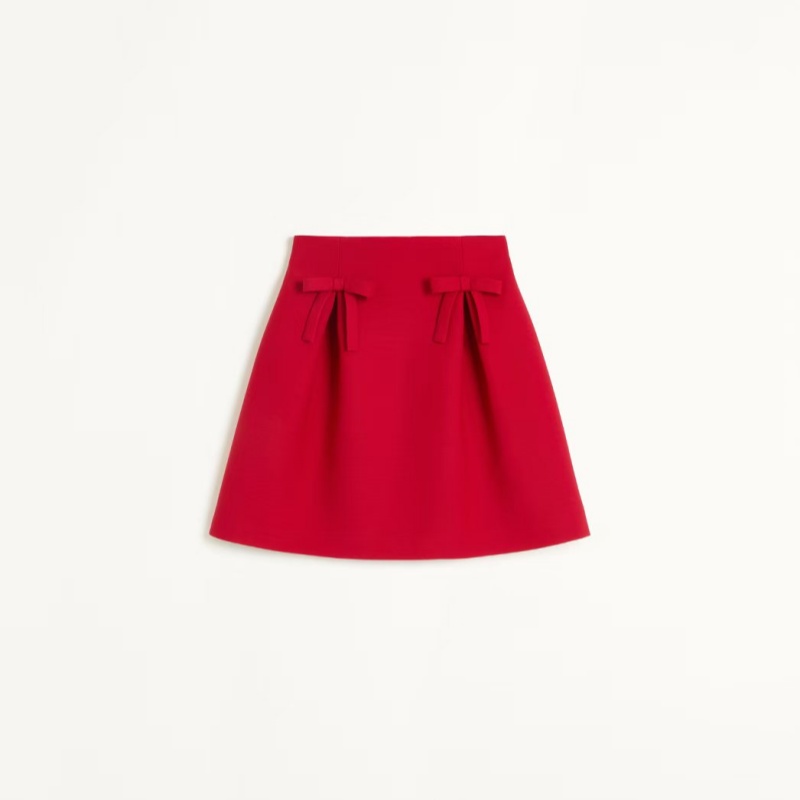 Valentino's new 2024 red bow-tie skirt